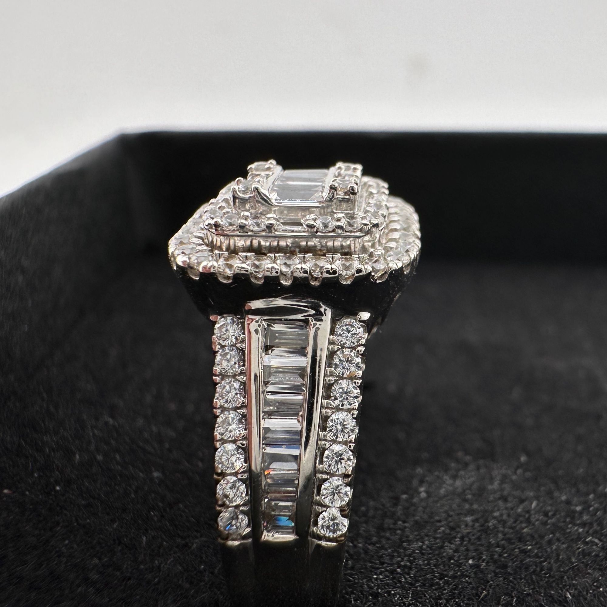 Other Elegant 2 Carat Lab Created White Topaz Ring Size 7 Size ONE SIZE - 15 Thumbnail