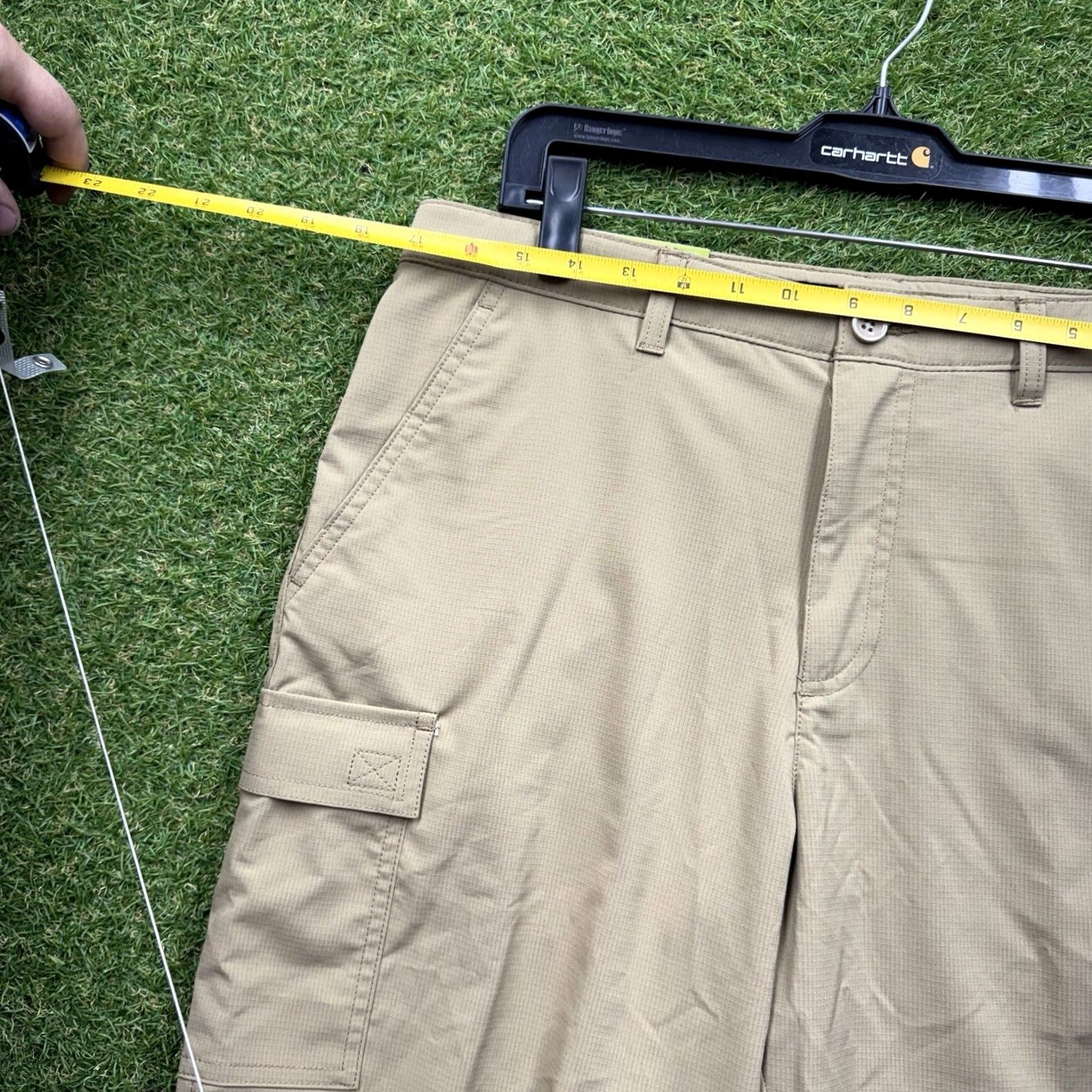 Savane Savane Cargo Shorts Men 32 Beige Stretch Tech Performance Casual Utility NWT Size US 32 / EU 48 - 7 Thumbnail