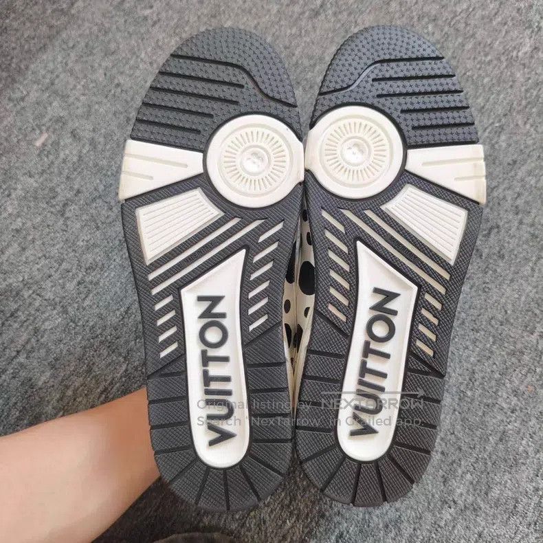 Louis Vuitton Louis Vuitton Black and white polka-dot shoes Size US 6.5 / EU 39-40 - 6 Thumbnail
