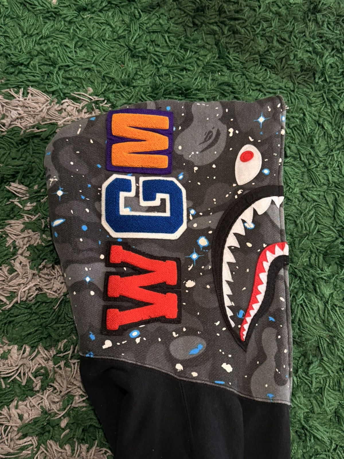 Bape BAPE - Black Space Camo Shark Full Zip Hoodie - Size Medium Size US M / EU 48-50 / 2 - 4 Thumbnail