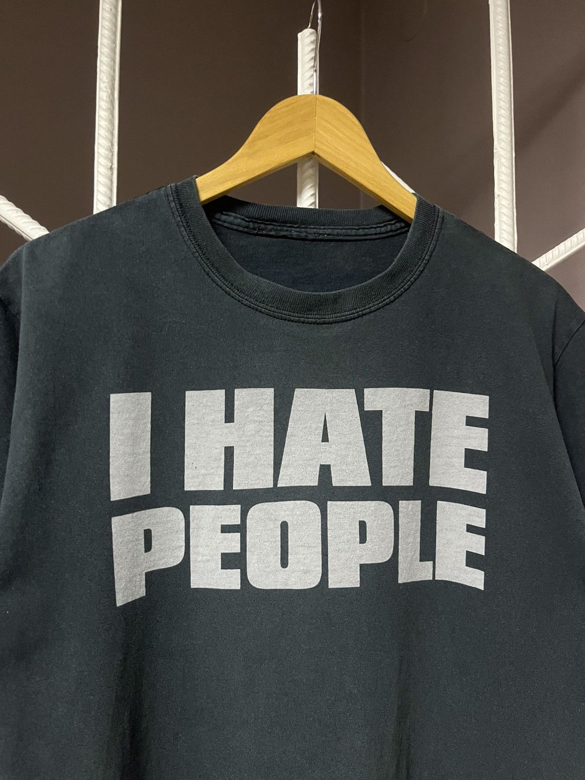 Japanese Brand RARE Vintage "I Hate People" Y2K Streetwear Tee Size US M / EU 48-50 / 2 - 2 Thumbnail