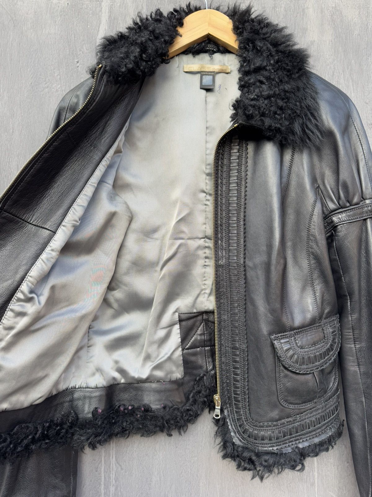 Roberto Cavalli Roberto Cavalli Vintage Leather Jacket Size 44 Size M / US 6-8 / IT 42-44 - 7 Thumbnail