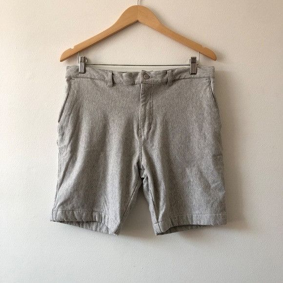 Slate & Stone Slate & Stone Grey and White Striped Flat Front Size US 32 / EU 48 - 1 Thumbnail