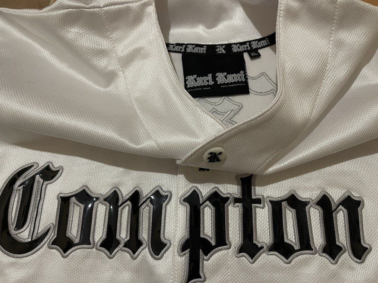 Karl Kani Karl Kani t-shirt, Compton vintage 90s 1990s hip hop size XL Size US XL / EU 56 / 4 - 7 Thumbnail