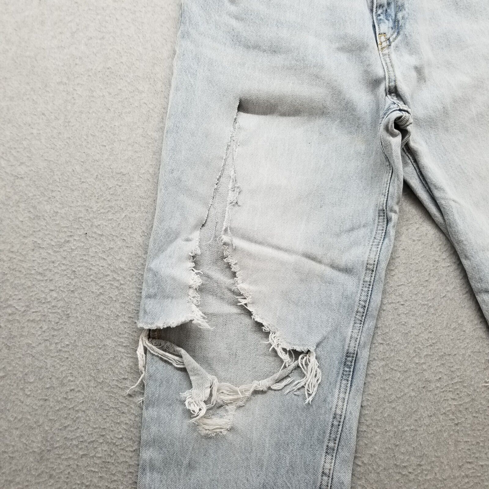 Zara Zara Jeans Womens 27x26 Blue Denim Tapered Distressed Size 27" / US 4 / IT 40 - 3 Thumbnail