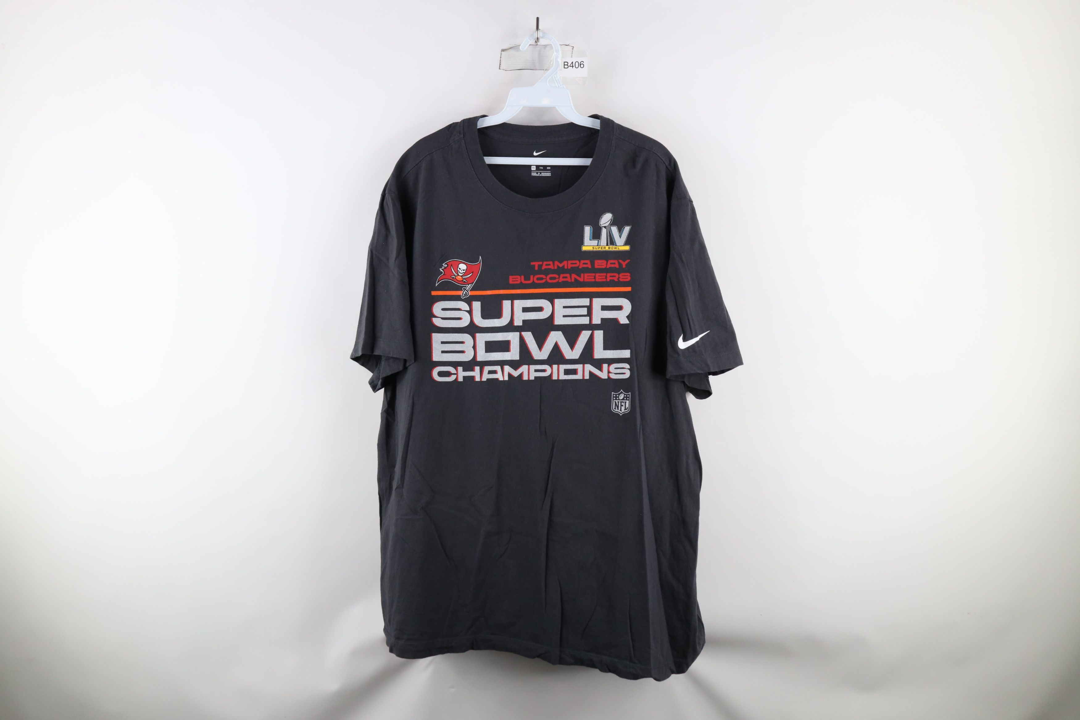 Nike × Vintage Nike Bowl LIV Champions Tampa Bay Buccaneers T-Shirt Gray Size US XXL / EU 58 / 5 - 1 Thumbnail