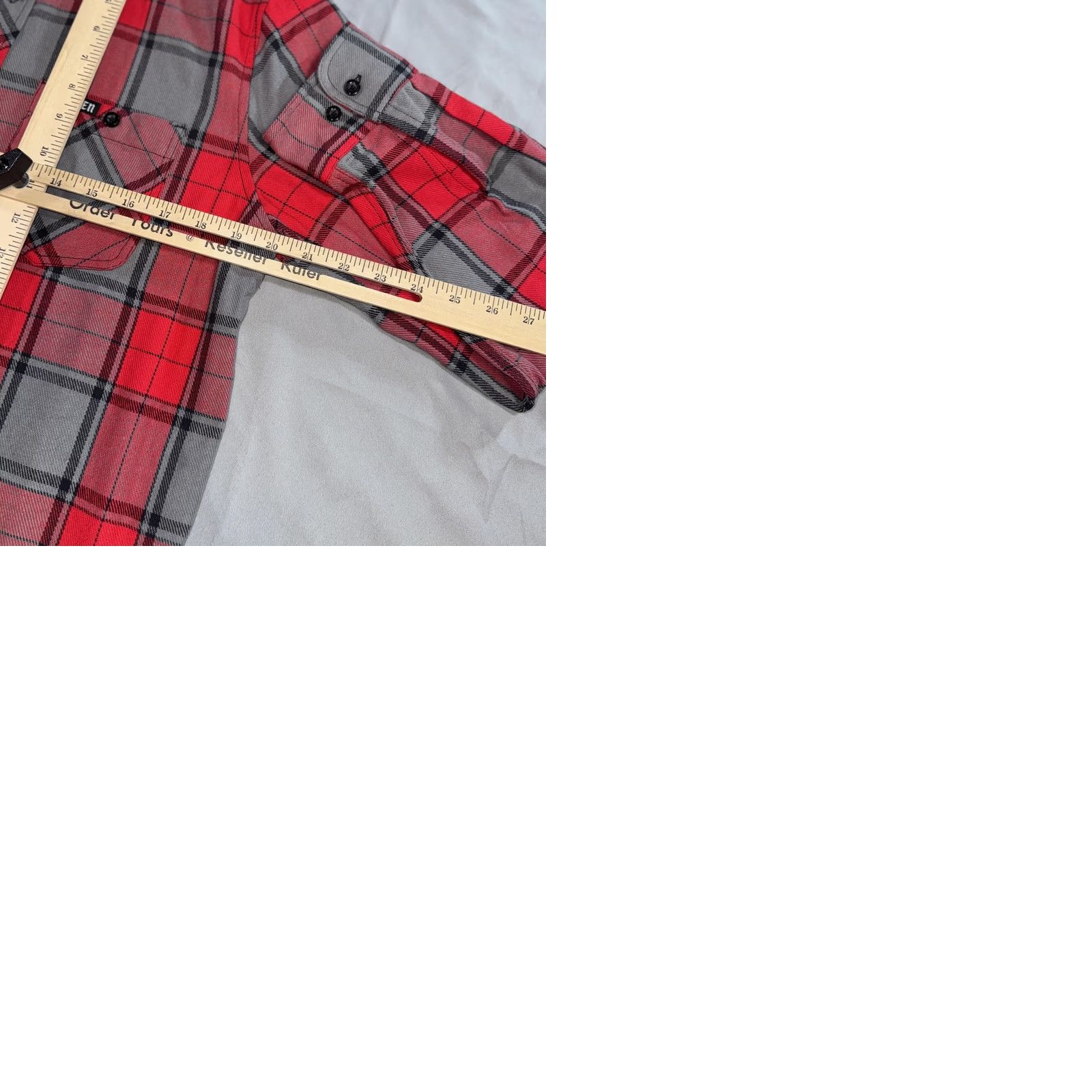 Vintage Sullen Shirt Mens Small Red Gray Plaid Flannel Button Front Long Sleeve Casual Size US S / EU 44-46 / 1 - 9 Thumbnail