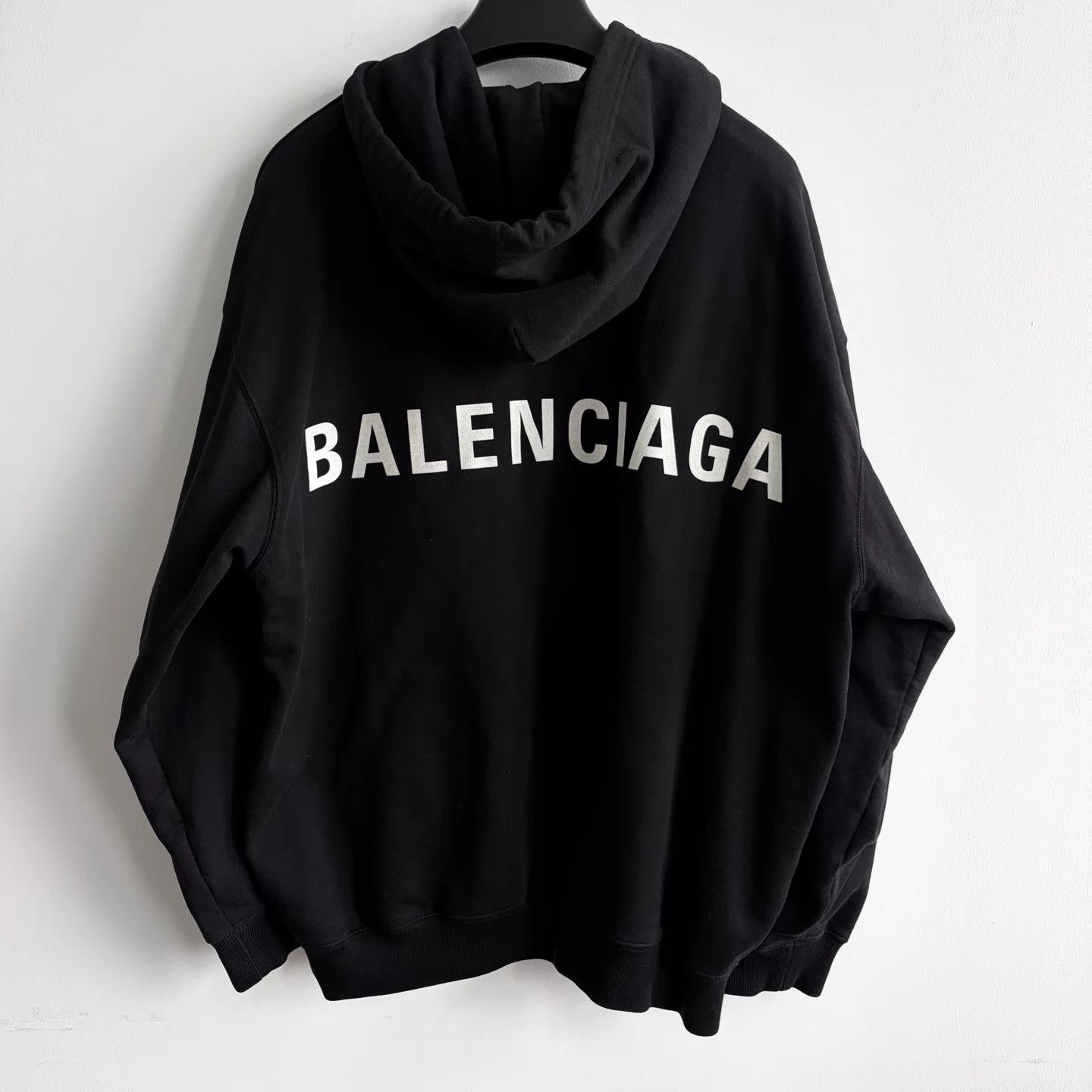 Balenciaga Balenciaga Black Hoodie XL Back Big Logo Size US XL / EU 56 / 4 - 2 Thumbnail