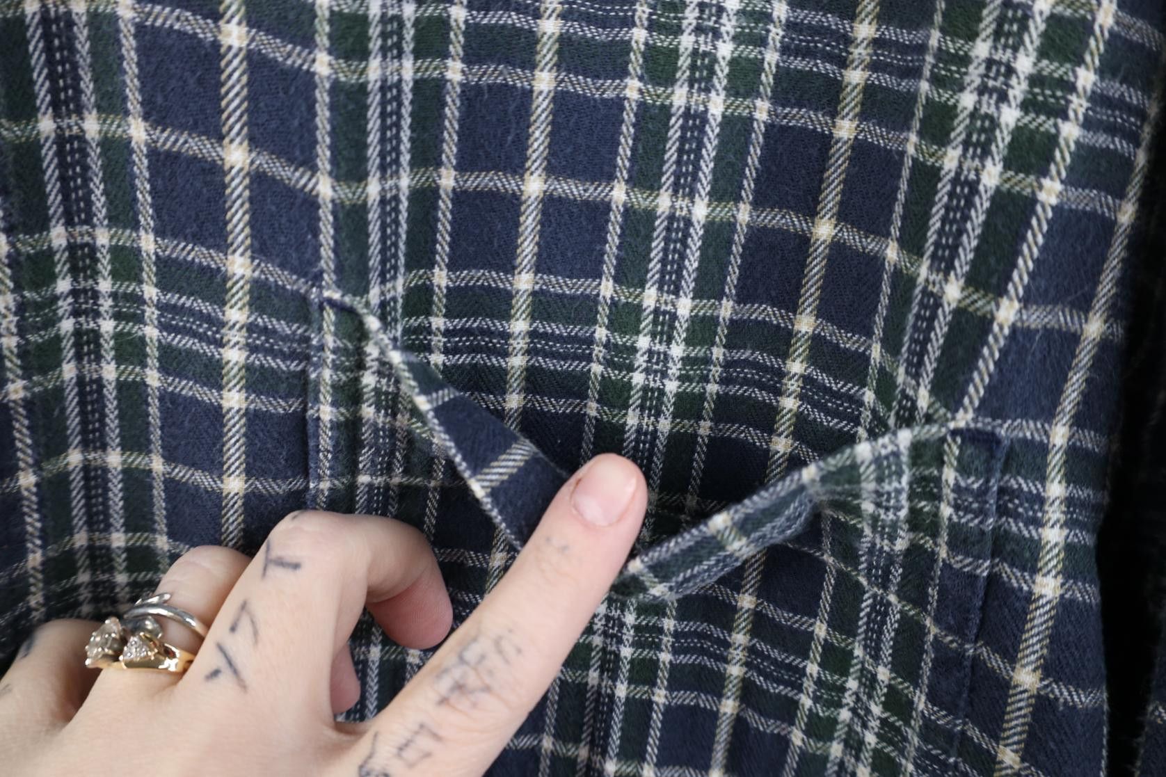 Eddie Bauer Vintage 90s Eddie Bauer Collared Button Down Shirt Plaid Size US XL / EU 56 / 4 - 4 Thumbnail