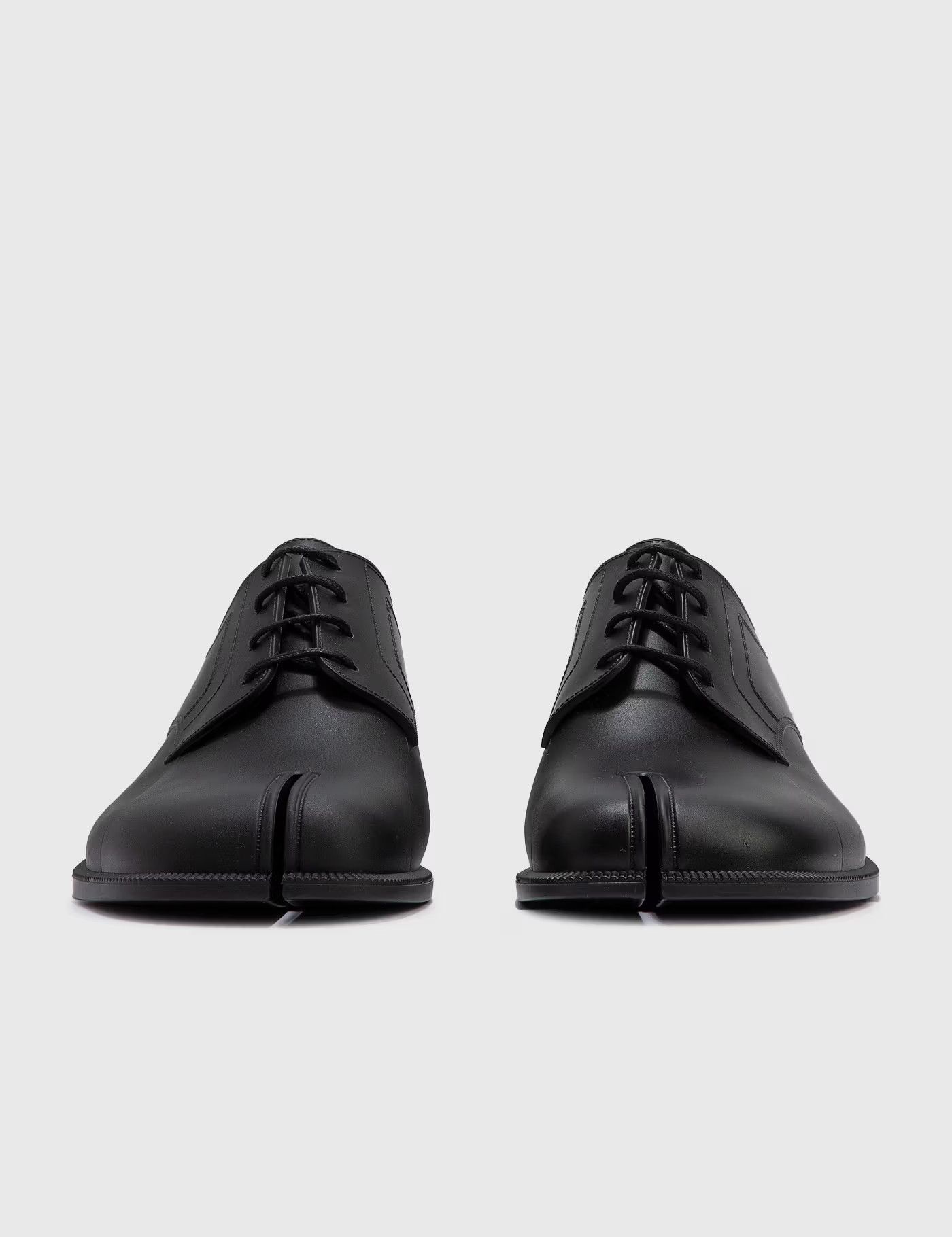 Maison Margiela o1w1db11225 Tabi Lace-Up Shoes in Black Size US 12 / EU 45 - 2 Thumbnail