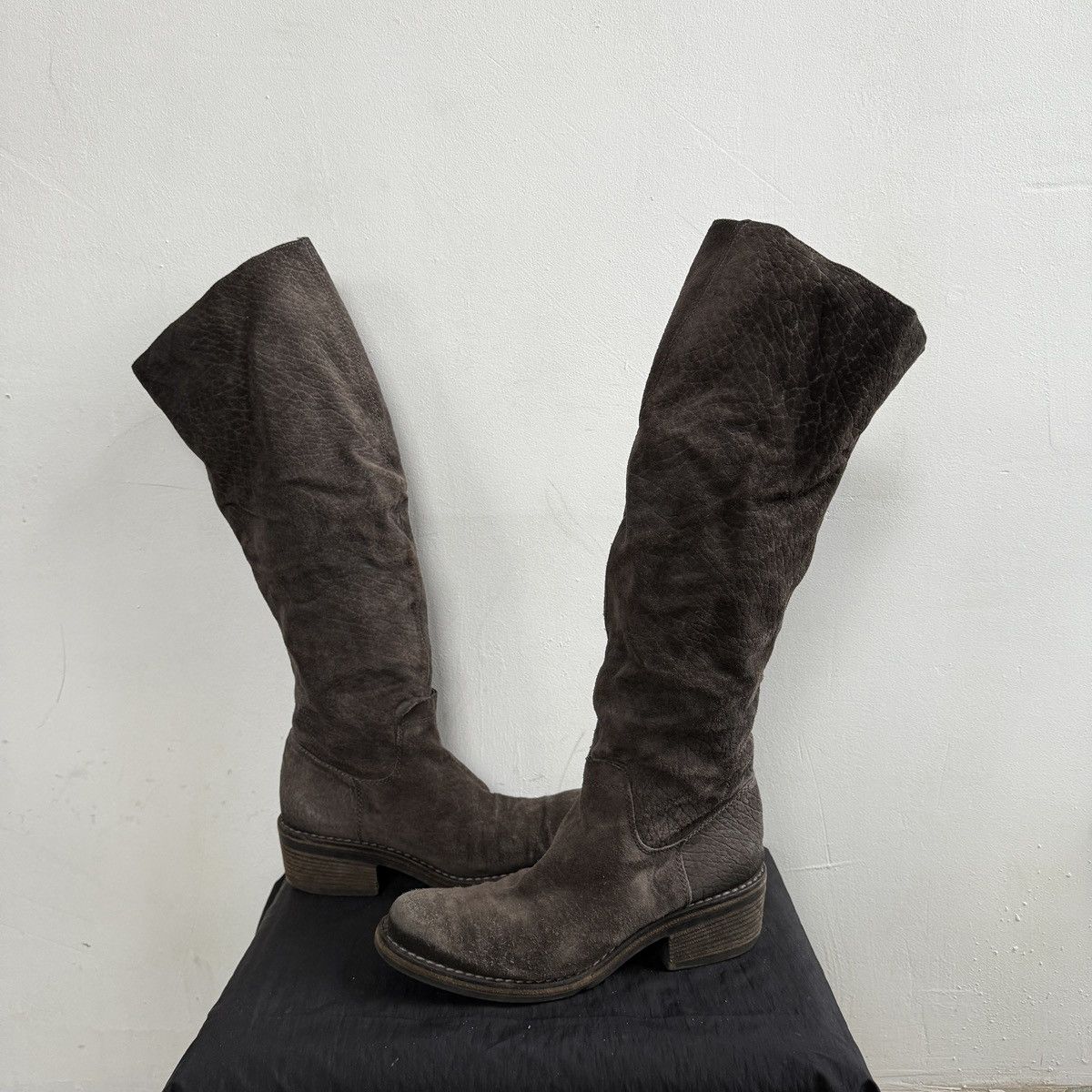 Seditionaries Vic Matie Italy Suede Leather Knee High Boots Size US 7.5 / IT 37.5 - 4 Thumbnail