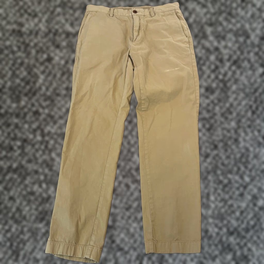 Brooks Brothers Brooks Brothers Khaki Chinos Pants Mens W31 L30 Cotton Blend Classic Fit Size US 31 - 1 Thumbnail