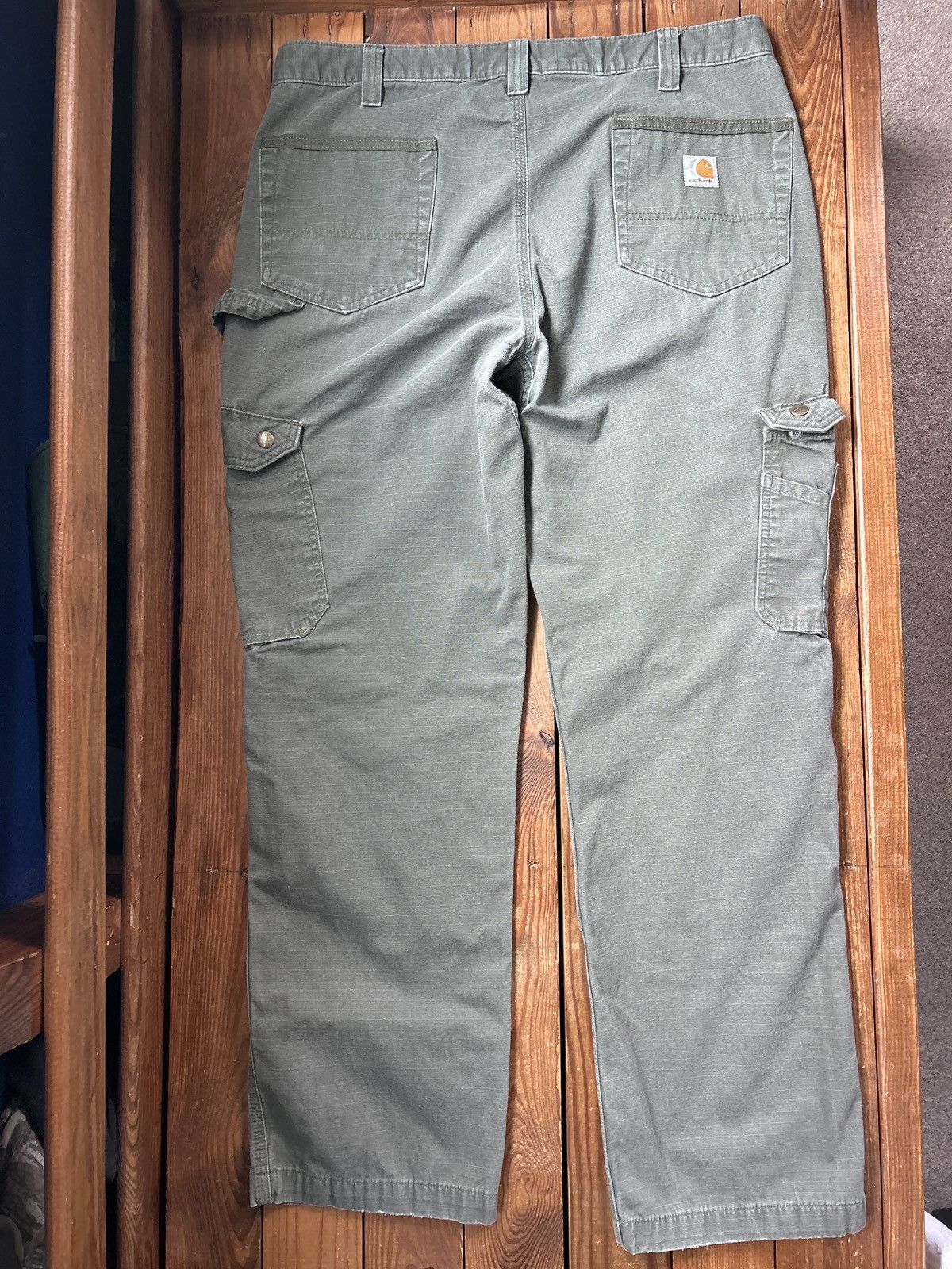 Carhartt × Vintage Vintage Carhartt Green Tactical Cargo Pants Size US 36 / EU 52 - 3 Thumbnail