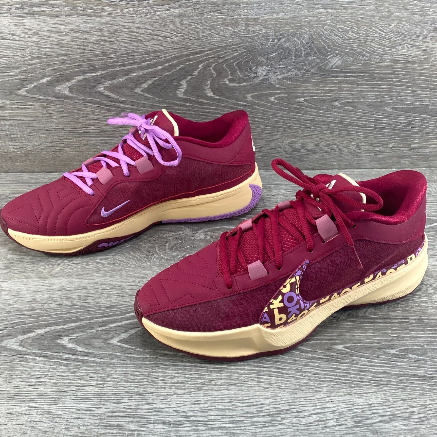 Nike Nike Zoom Freak 5 Alphabet Bros Low Top Sneakers Mens DX4985-600 NEW Maroon Red 9.5 Athletic Basketball Shoes 2023 Size US M / EU 48-50 / 2 - 5 Thumbnail