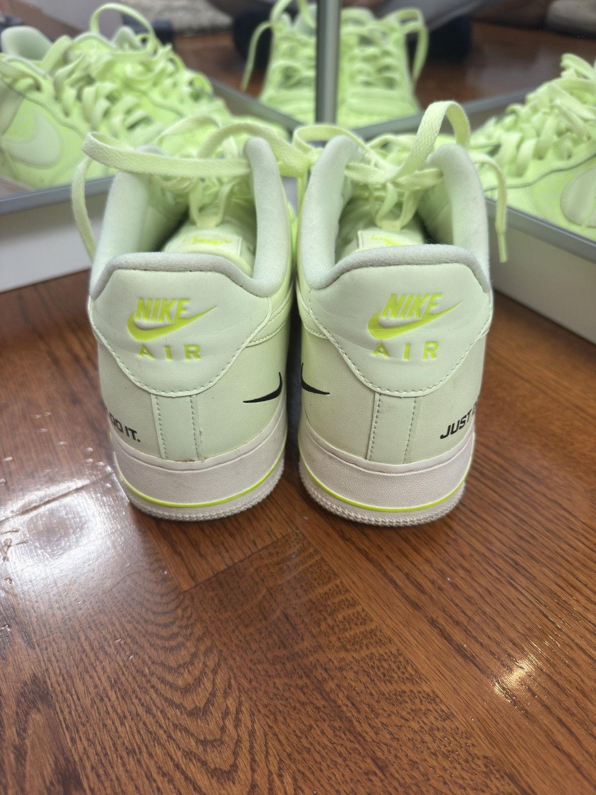 Nike Nike Air Force 1 Low 'Just Do It - Barely Volt' Size US 12 / EU 45 - 4 Thumbnail