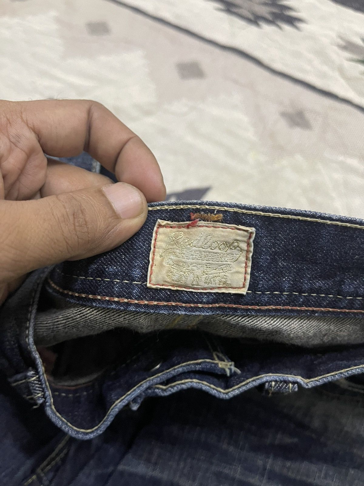 Levi's VINTAGE LEVIS REDLOOP J22 STRAIGHT CUT JEANS MADE IN JAPAN Size US 29 - 8 Thumbnail
