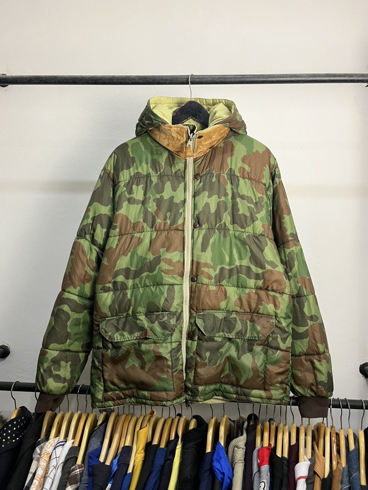 Montbell 1990s Montbell Reversible Camo Down Jacket Size US L / EU 52-54 / 3 - 2 Thumbnail