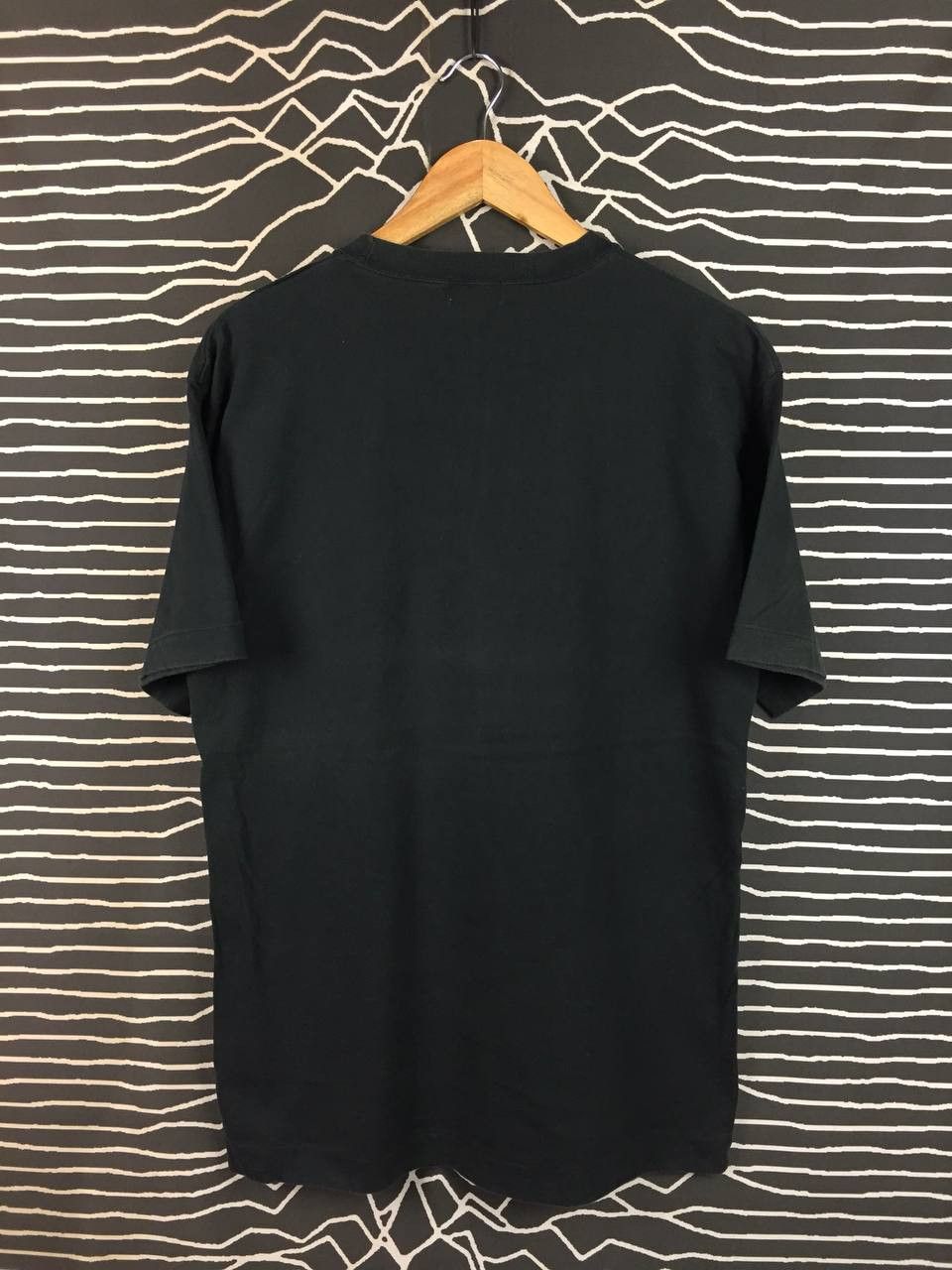 Guess Vtg Guess Jeans Classic Script Logo Streetwear Tee Size US M / EU 48-50 / 2 - 9 Thumbnail