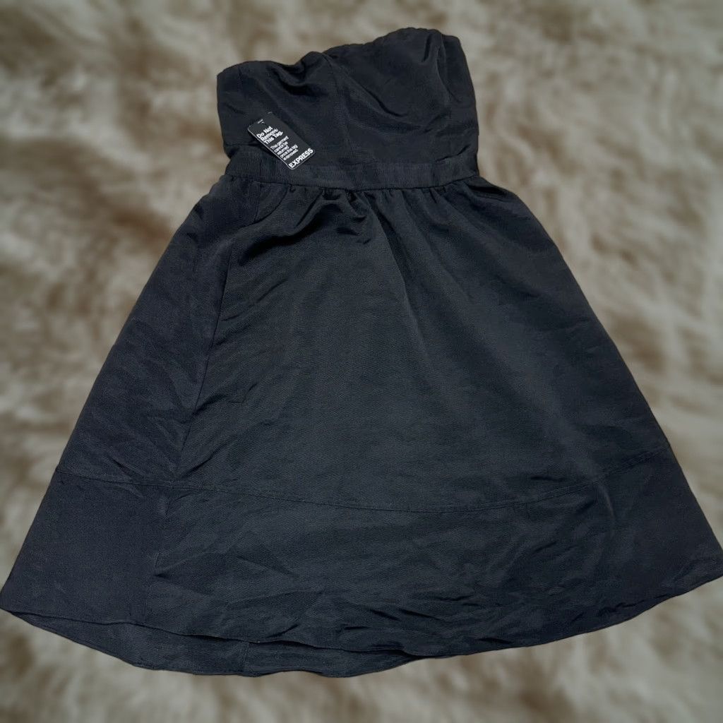 Express Express Black Strapless Fit & Flare Mini Dress Smocked Lined Cocktail Sz 8 NWT Size M / US 6-8 / IT 42-44 - 1 Thumbnail