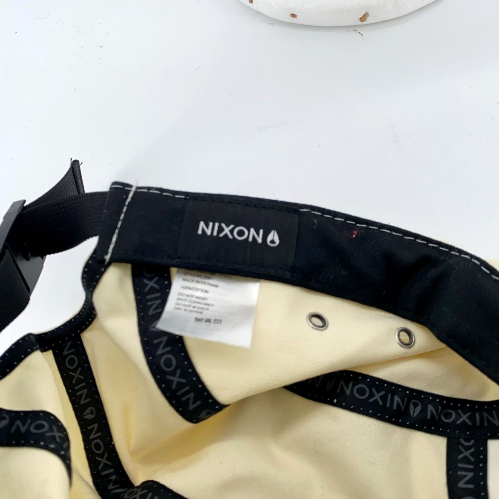 Nixon Nixon Hat Cap Strap Back Mens Canvas Patch Outdoor Streetwear 5 Panel One Size Beige Adjustable Breathable Outdoor Casual Travel Men Cap Mens Size ONE SIZE - 5 Thumbnail