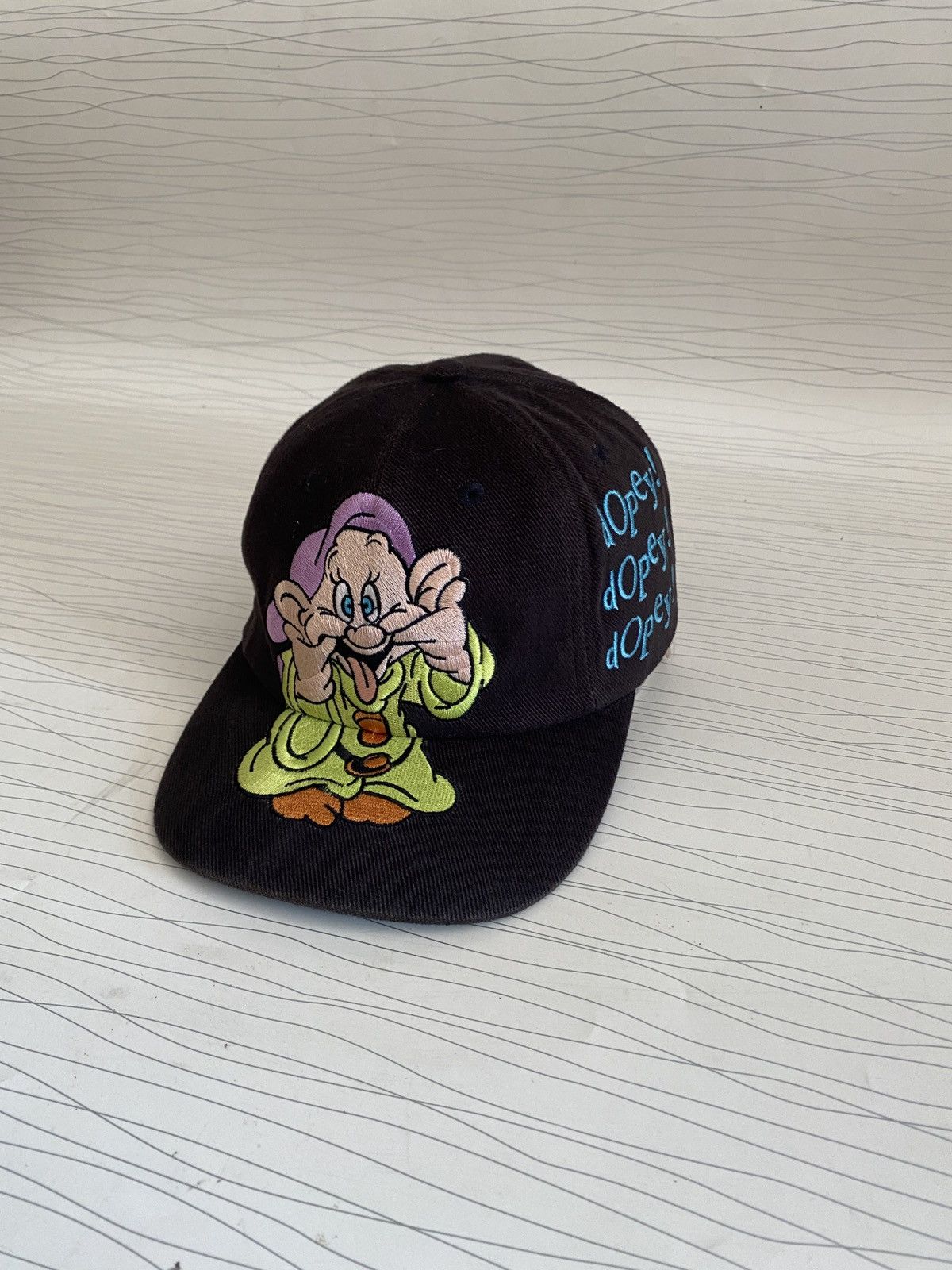 Disney Vintage Disney Dopey Hat Cap Snapback Black Snow White 90s Size ONE SIZE - 4 Thumbnail