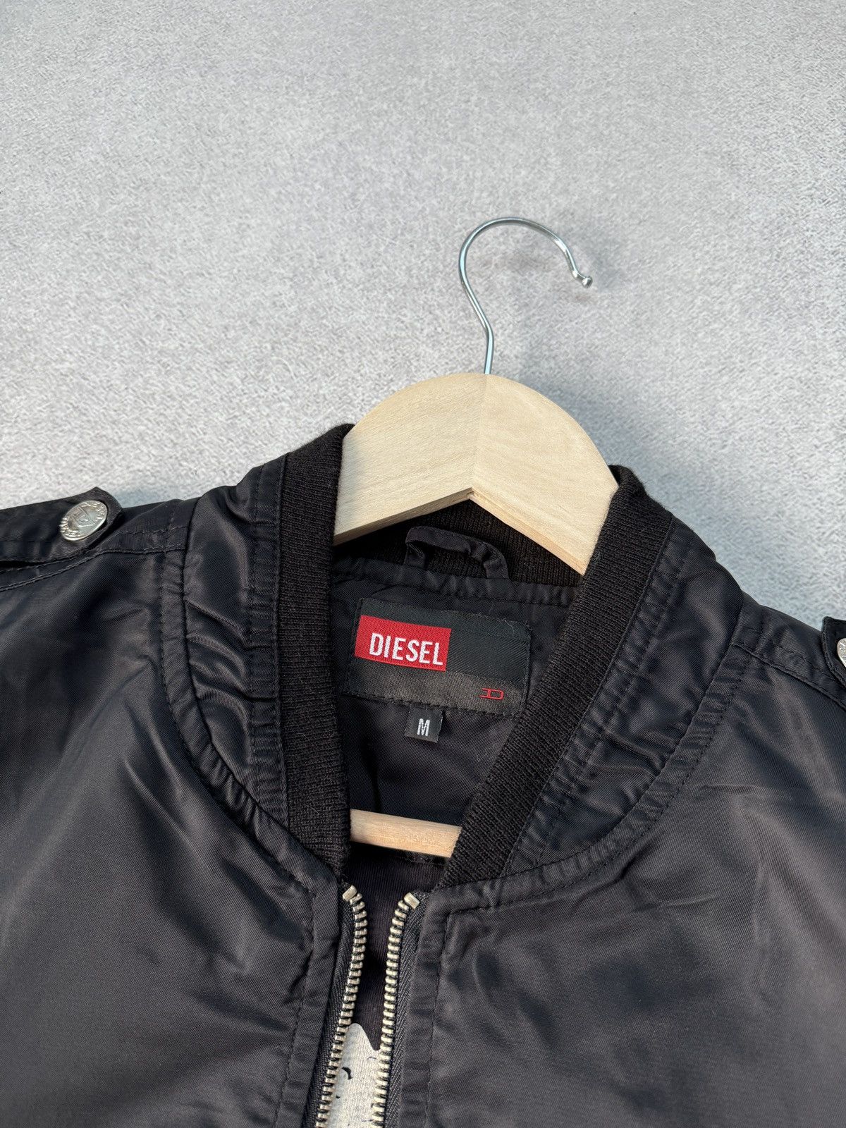 Diesel Vintage Diesel Bomber Jacket Nylon Logo Y2K Military Style Size US M / EU 48-50 / 2 - 4 Thumbnail