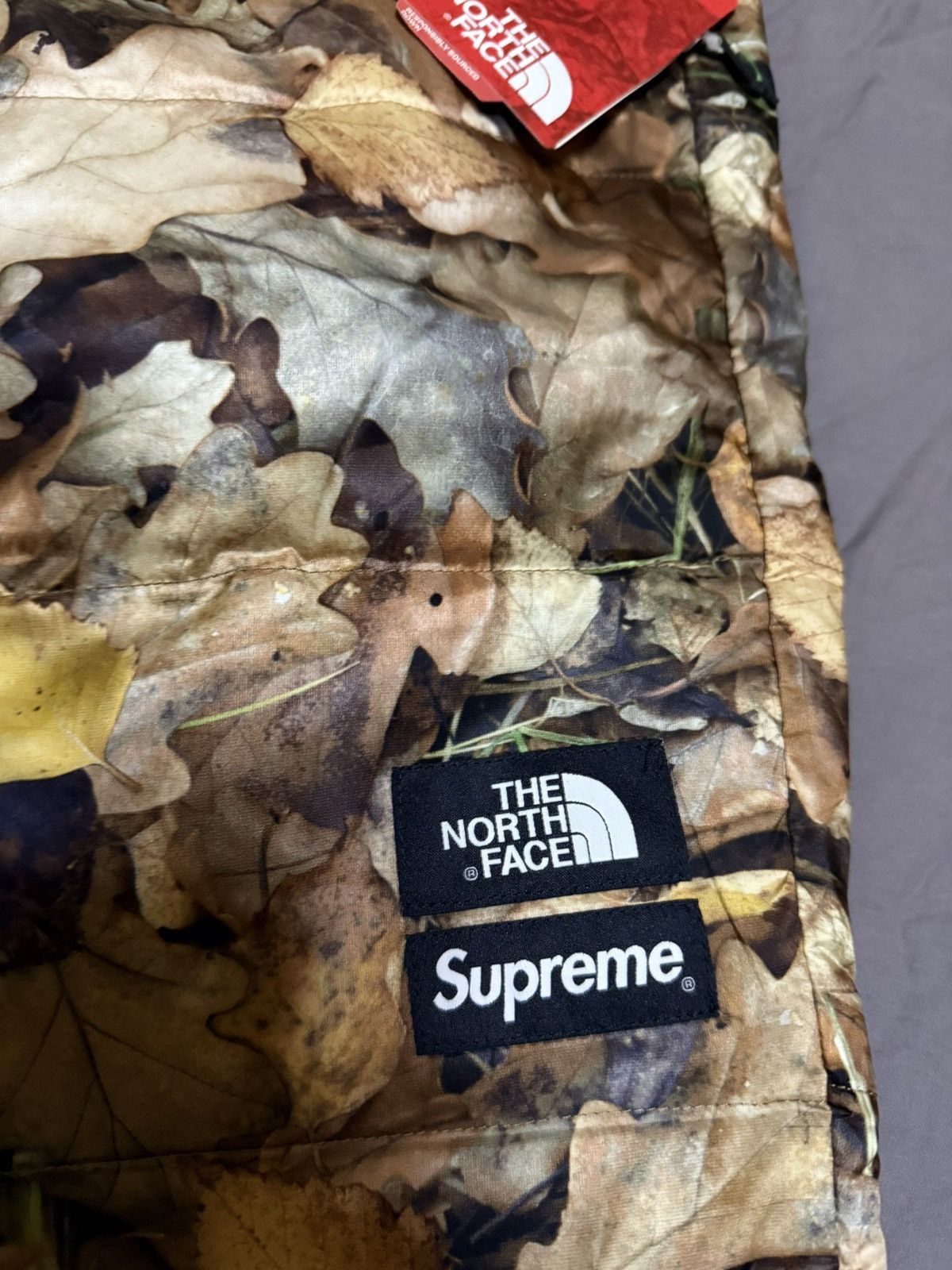 Supreme × The North Face Supreme tnf the north face leaves nuptse pant Size US 32 / EU 48 - 8 Thumbnail
