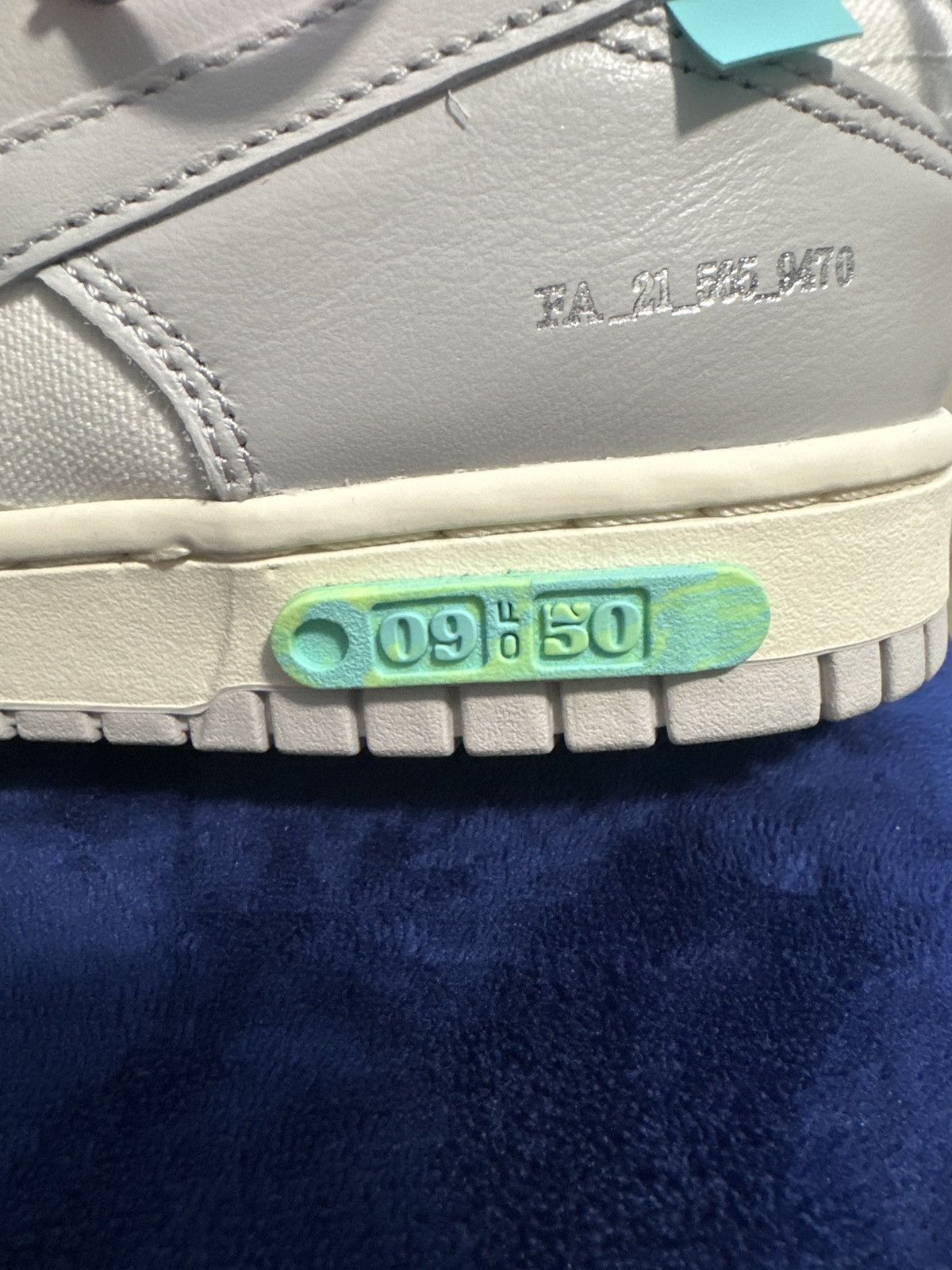 Nike OFF-WHITE NIKE DUNK LOW LOT 09 Size US 10 / EU 43 - 10 Thumbnail