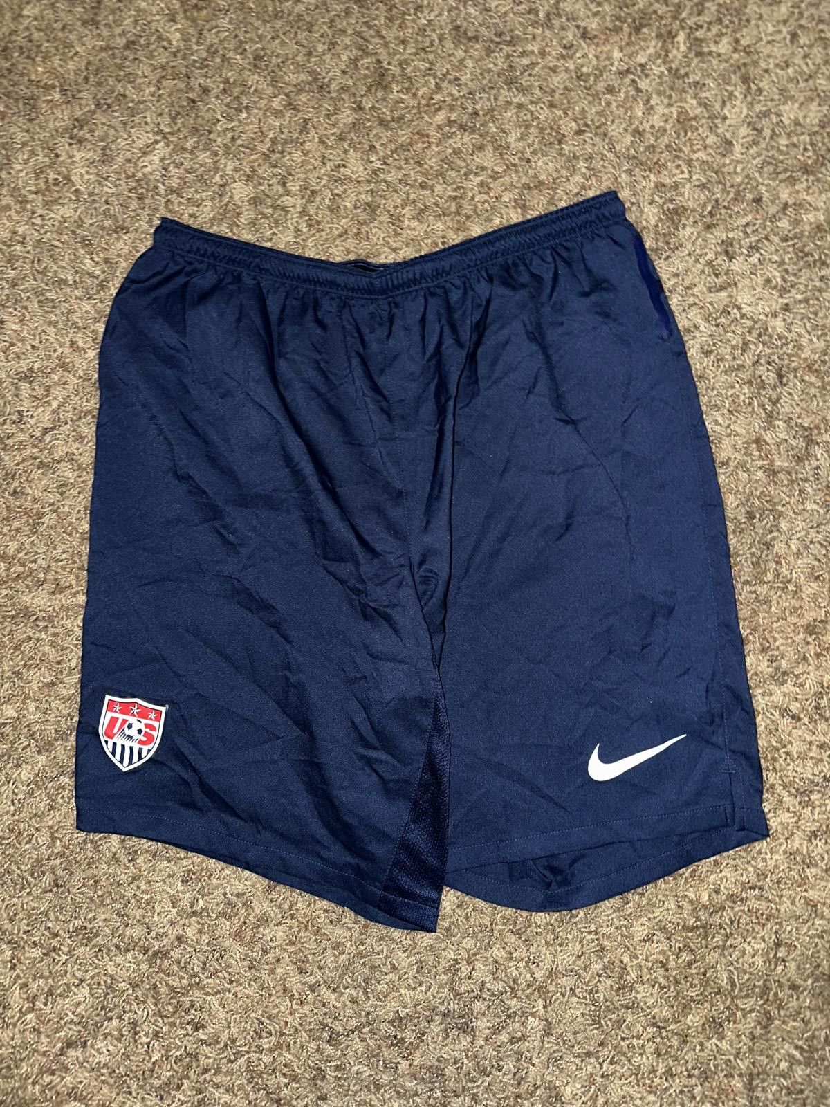 Nike Nike Men’s USA National Team Blue Soccer Shorts 2004-2008 VINTAGE Size US 36 / EU 52 - 1 Thumbnail