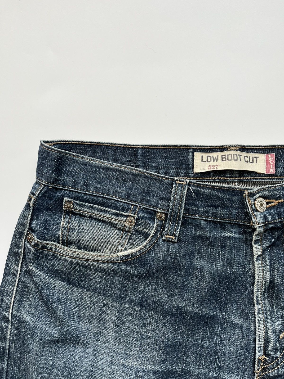 Levi's Vintage Clothing Y2K Levis 527 Bootcut Jeans “Low Bootcut” Vintage Size US 34 / EU 50 - 3 Thumbnail