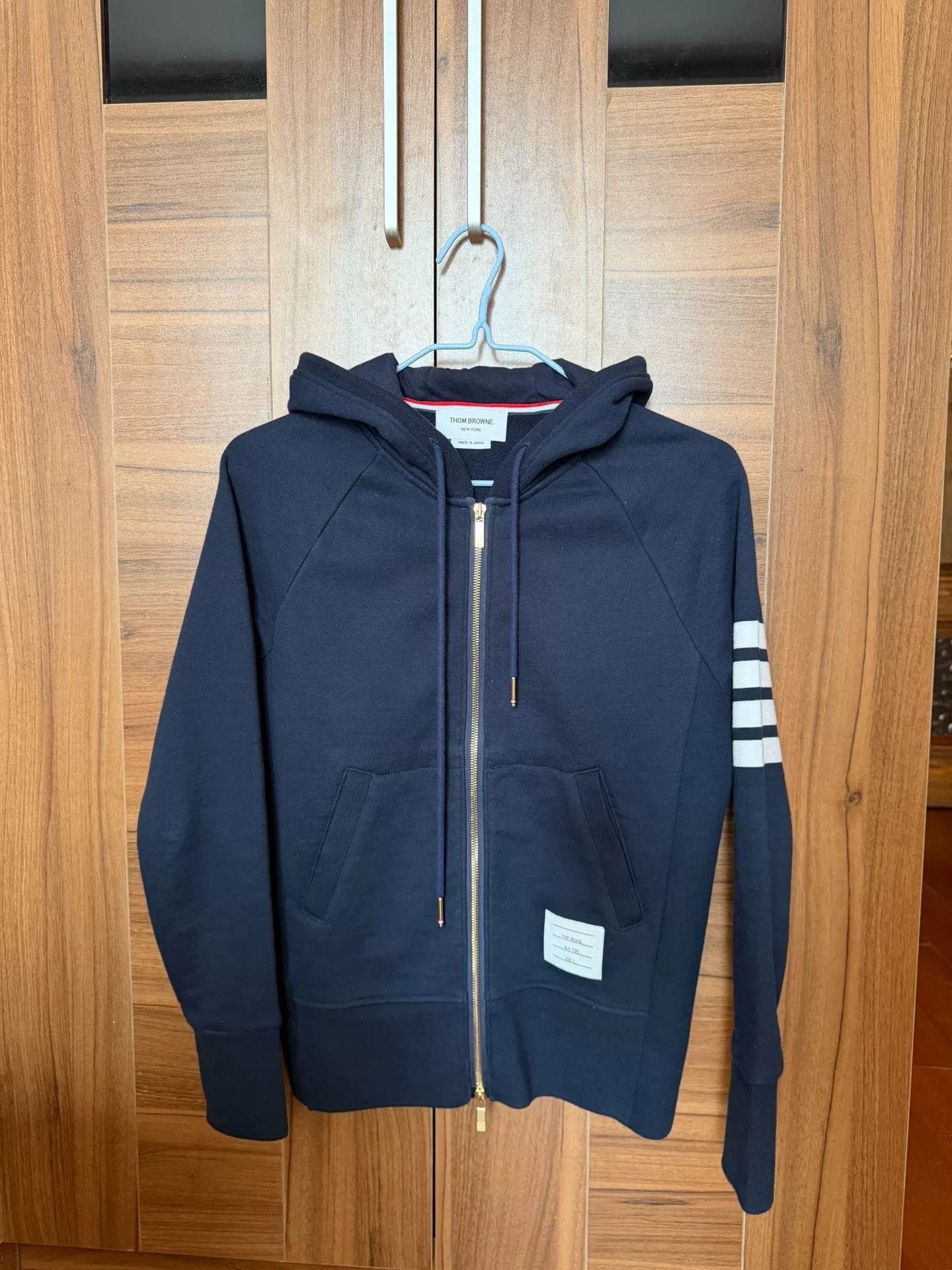 Thom Browne thom browne classic striped hoodie in navy Size US M / EU 48-50 / 2 - 1 Thumbnail