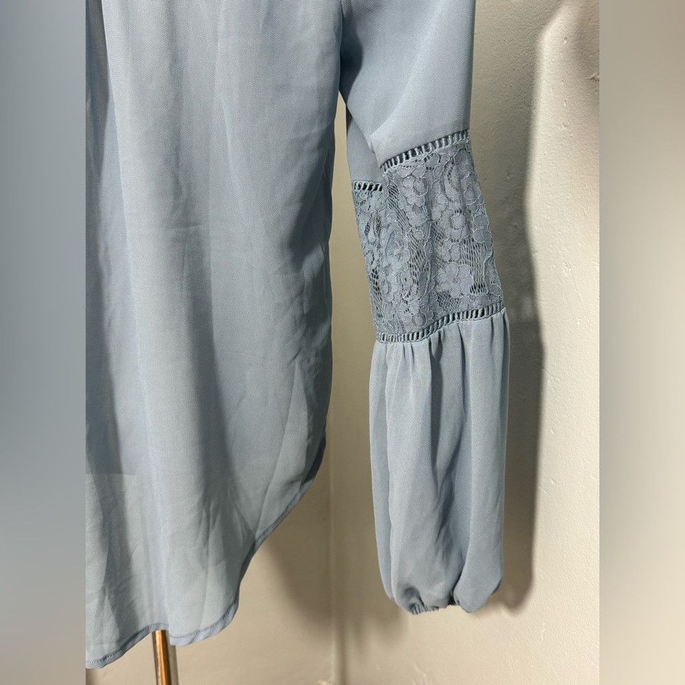Other Aakaa Sky Blue Sheer Balloon Sleeve Lace Shoulder Henley Bl Size XS / US 0-2 / IT 36-38 - 3 Thumbnail