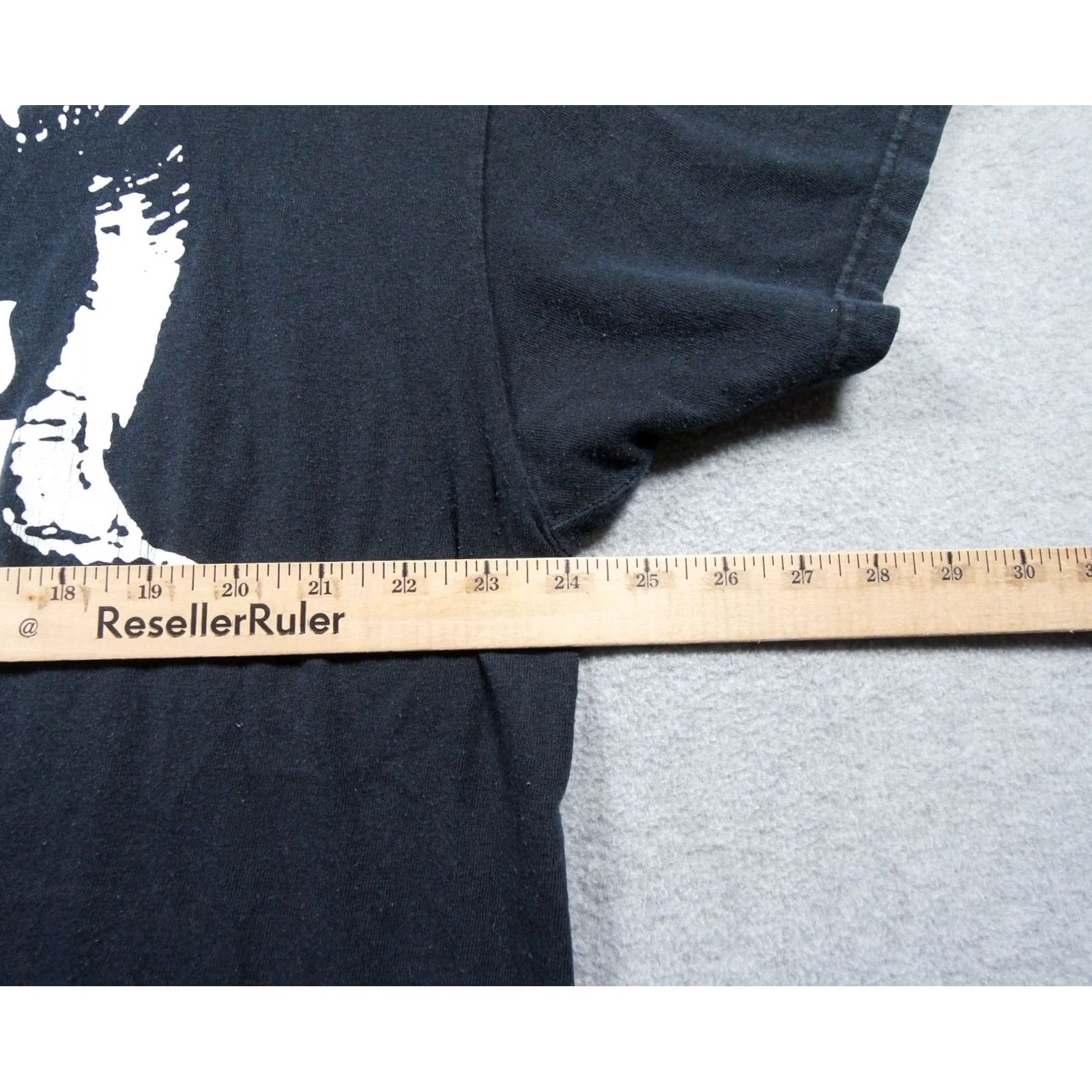 Fruit Of The Loom Vintage Light This City Shirt Mens XL Black Deathcore Metal Band Tee Grunge Shirt Music Band Tee Size US XL / EU 56 / 4 - 7 Thumbnail