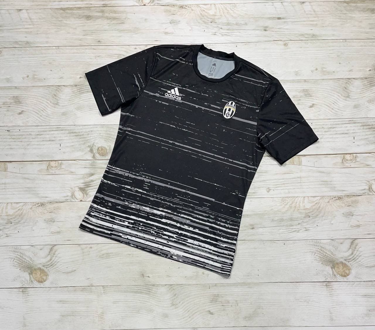 Adidas Adidas Juventus 2016 2017 Training Shirt Jersey Football Size US M / EU 48-50 / 2 - 1 Thumbnail