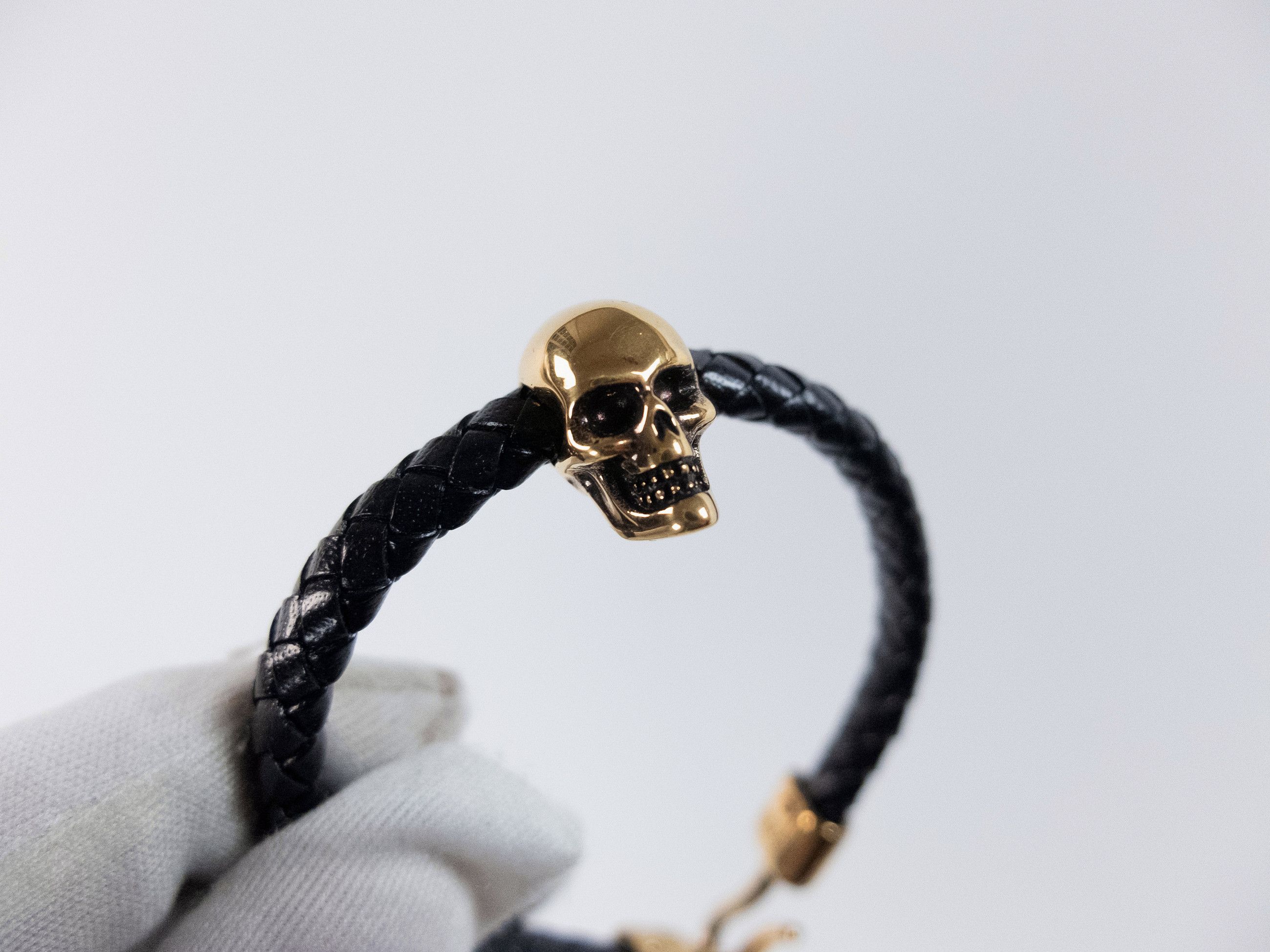 Alexander McQueen ALEXANDER MCQUEEN black woven leather skull bracelet q Size ONE SIZE - 4 Thumbnail