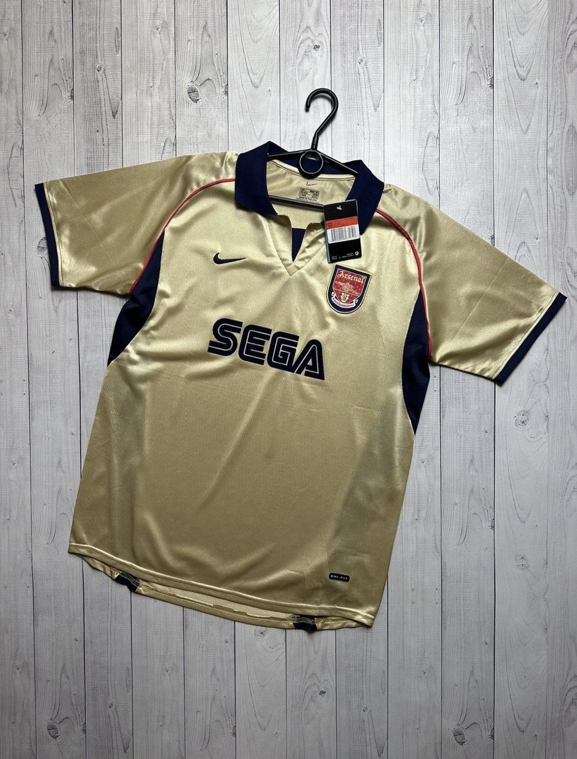 Nike × Vintage Vintage Arsenal soccer jersey Nike Gold women's L rare Size L / US 10 / IT 46 - 8 Thumbnail