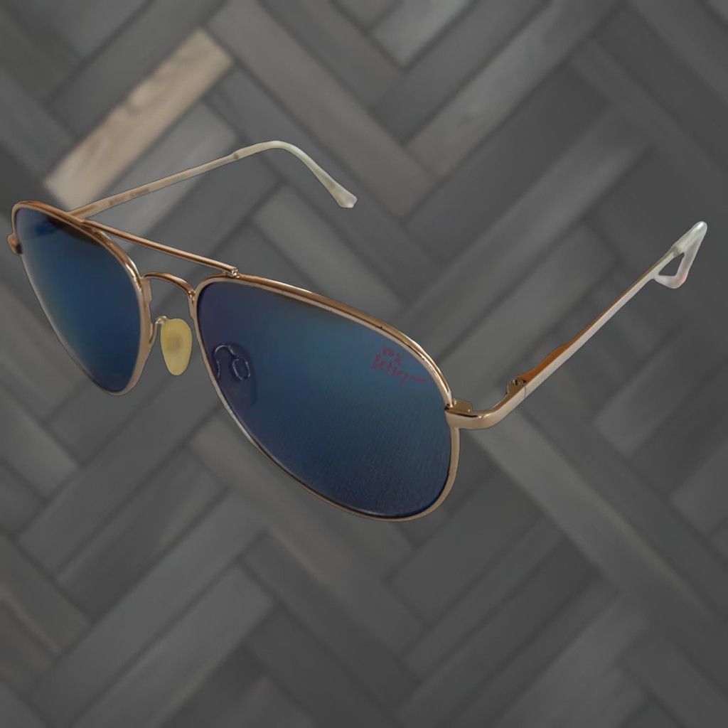 Betsey Johnson VINTAGE Betsey Johnson Sunglasses Women Gold Aviator Small Scratches Size ONE SIZE - 1 Thumbnail