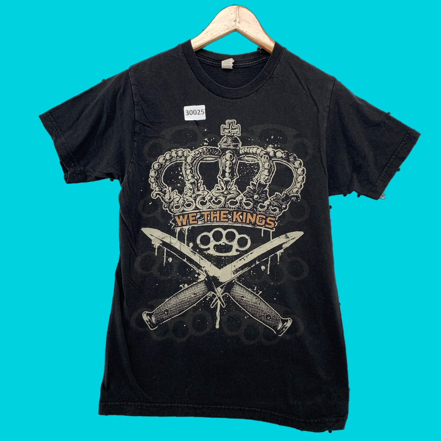 Tultex We The Kings Shirt Mens Small Black Crown Knives Graphic 17x25.5 Size US S / EU 44-46 / 1 - 1 Thumbnail