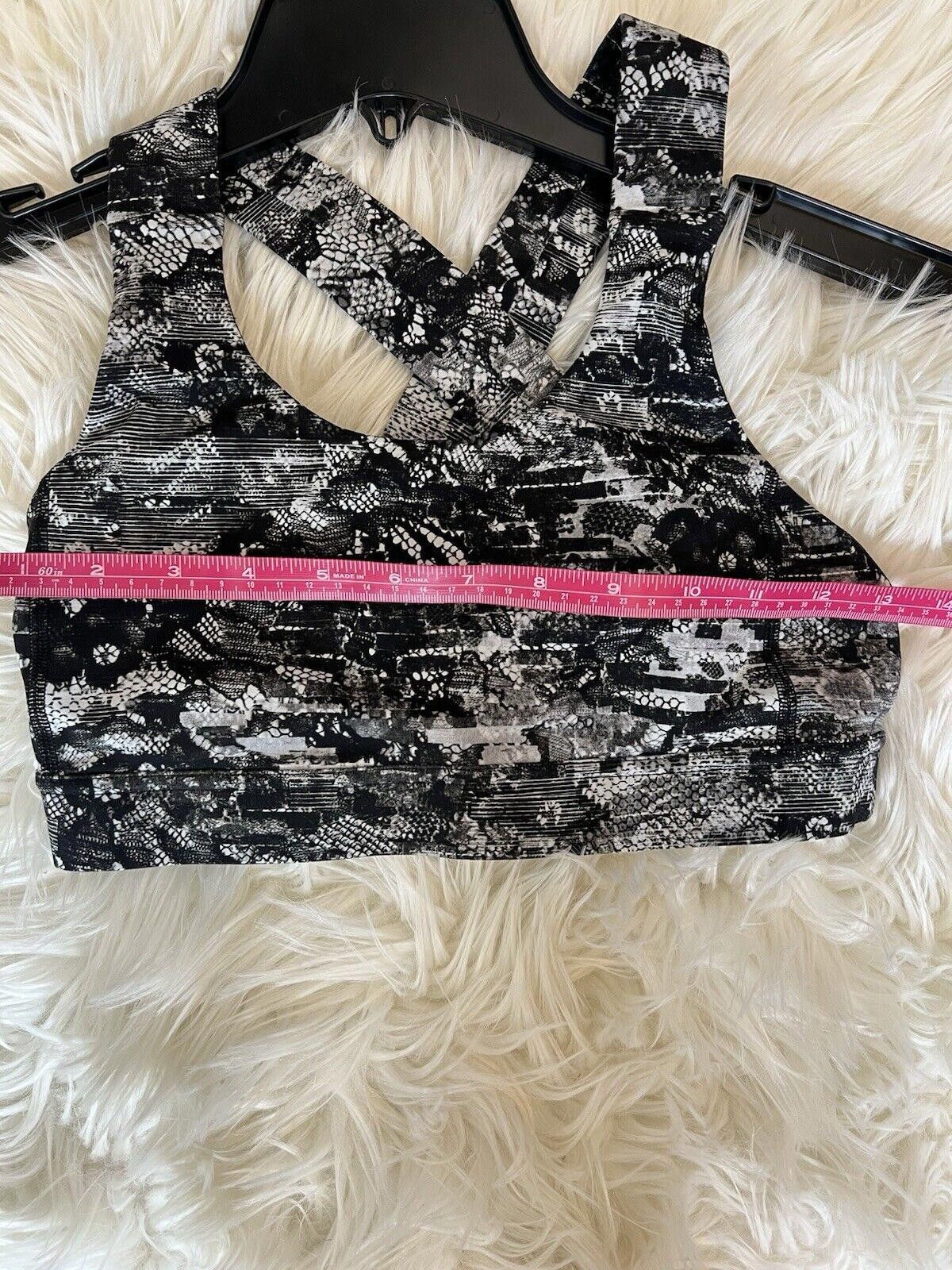 Designer Lululemon All Sports Bra Masked Lace Starlight Black Size 6 Size ONE SIZE - 5 Thumbnail
