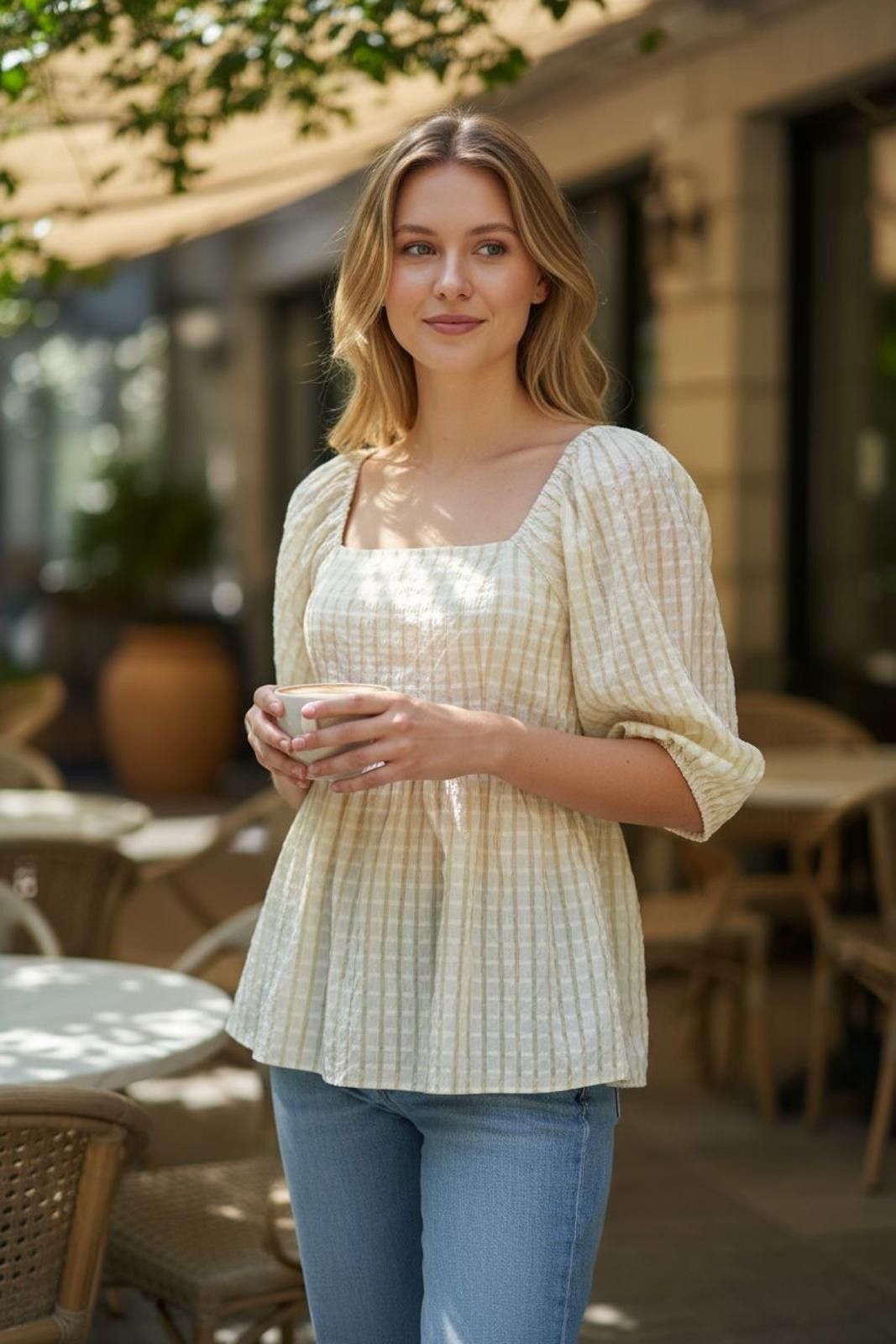 Other Cato Beige Puff Sleeve Square Neck Blouse Size M / US 6-8 / IT 42-44 - 2 Thumbnail