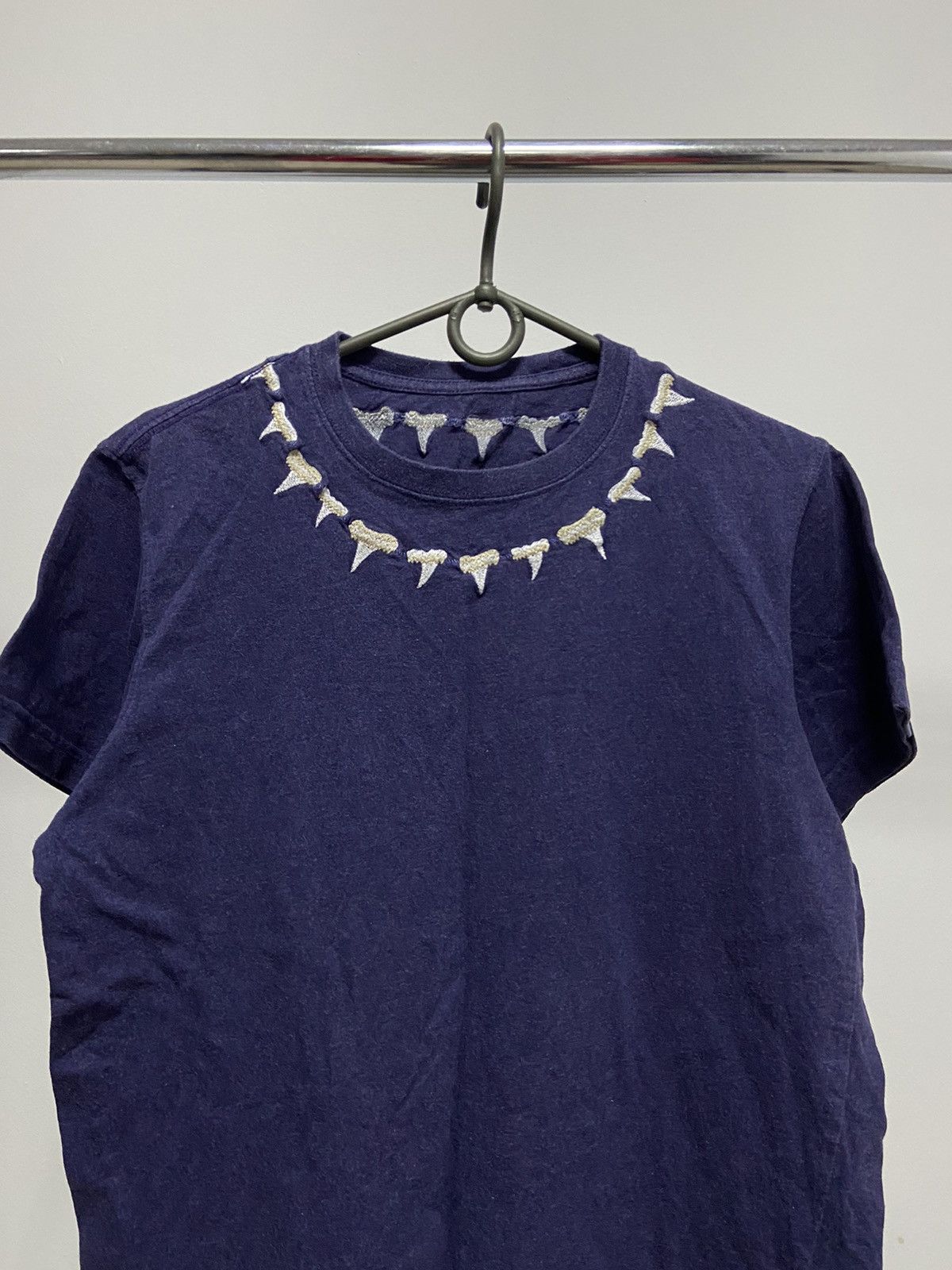 Maharishi × Vintage Maharishi neck logo Vintage T-shirt luxury skate Y2K Size US M / EU 48-50 / 2 - 2 Thumbnail