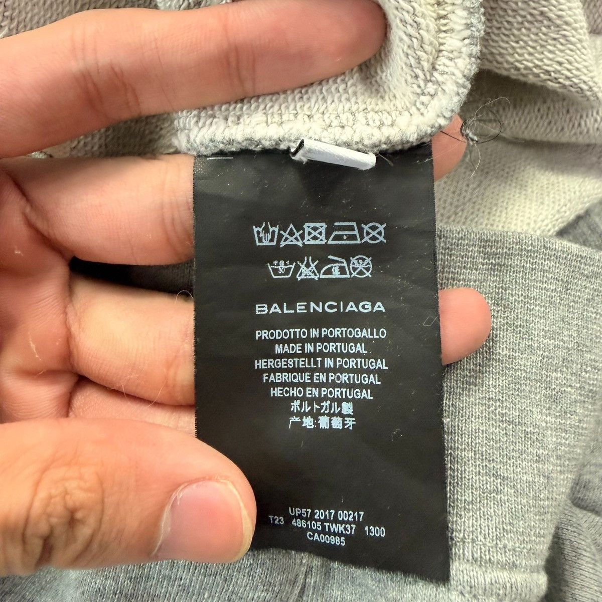 Balenciaga Balenciaga hoodie with a small logo embroidered on the chest Size US S / EU 44-46 / 1 - 7 Thumbnail
