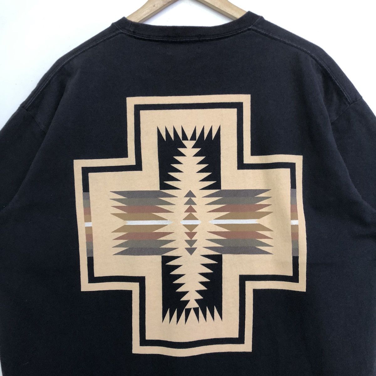 Pendleton Pendleton Navajo Motive Backhitt Tshirt Size US L / EU 52-54 / 3 - 3 Thumbnail