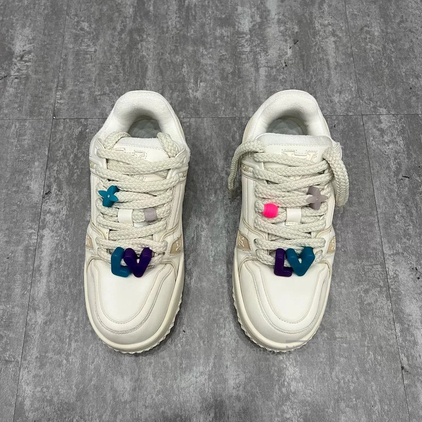 Louis Vuitton Louis Vuitton LV Trainer Maxi Sneakers. Size US 9.5 / EU 42-43 - 2 Thumbnail