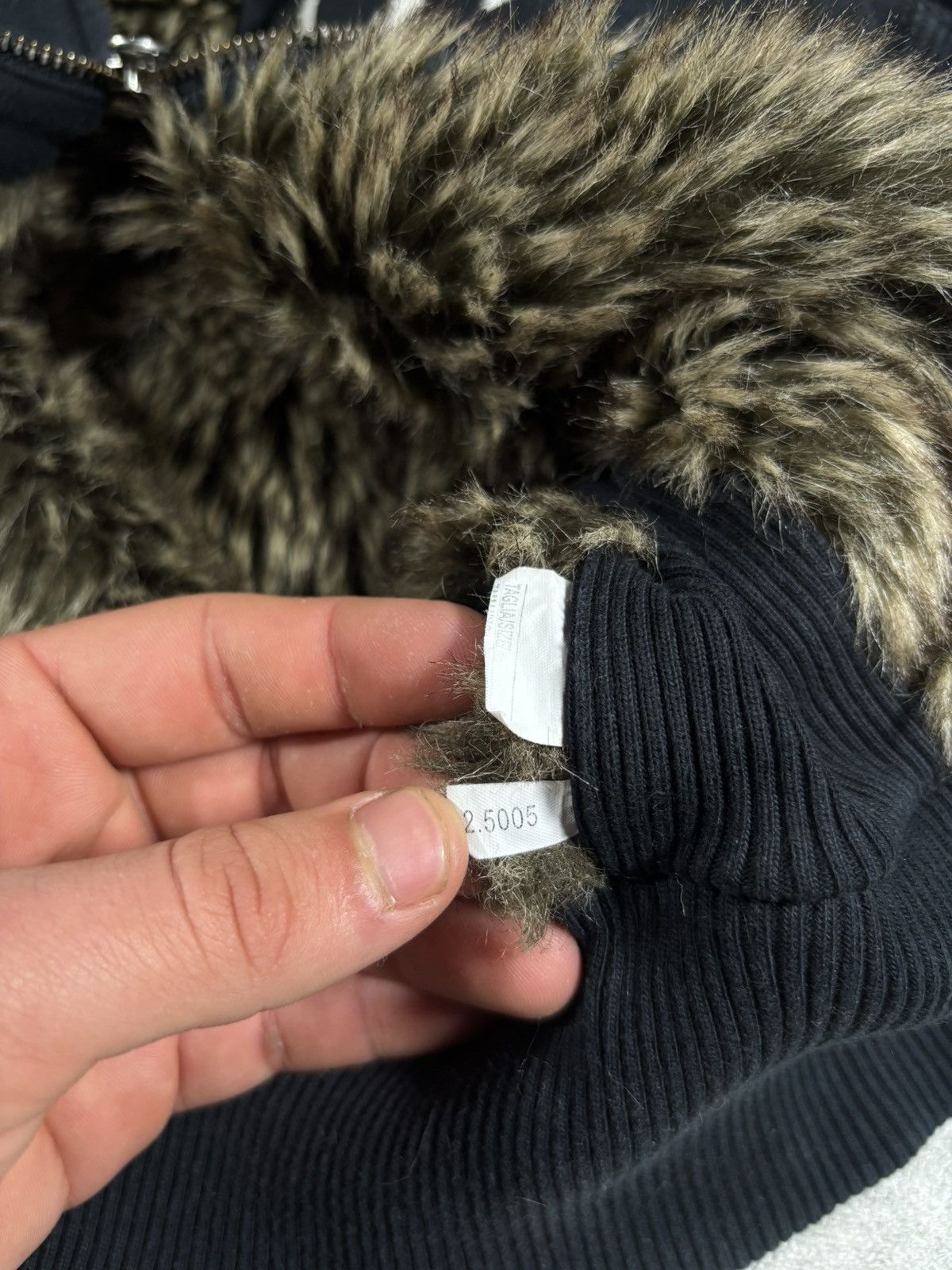 Vintage Benetton Heavy Fur Hoodie IfSixWasNine L.G.B. Aesthetic core Size US S / EU 44-46 / 1 - 10 Thumbnail