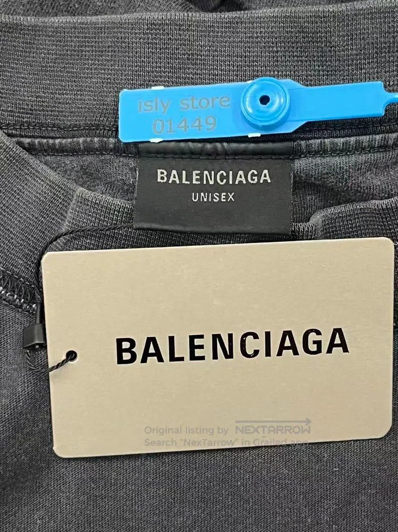 Balenciaga Balenciaga Round Neck Plain Knit Short Sleeve T-Shirt Size US L / EU 52-54 / 3 - 5 Thumbnail
