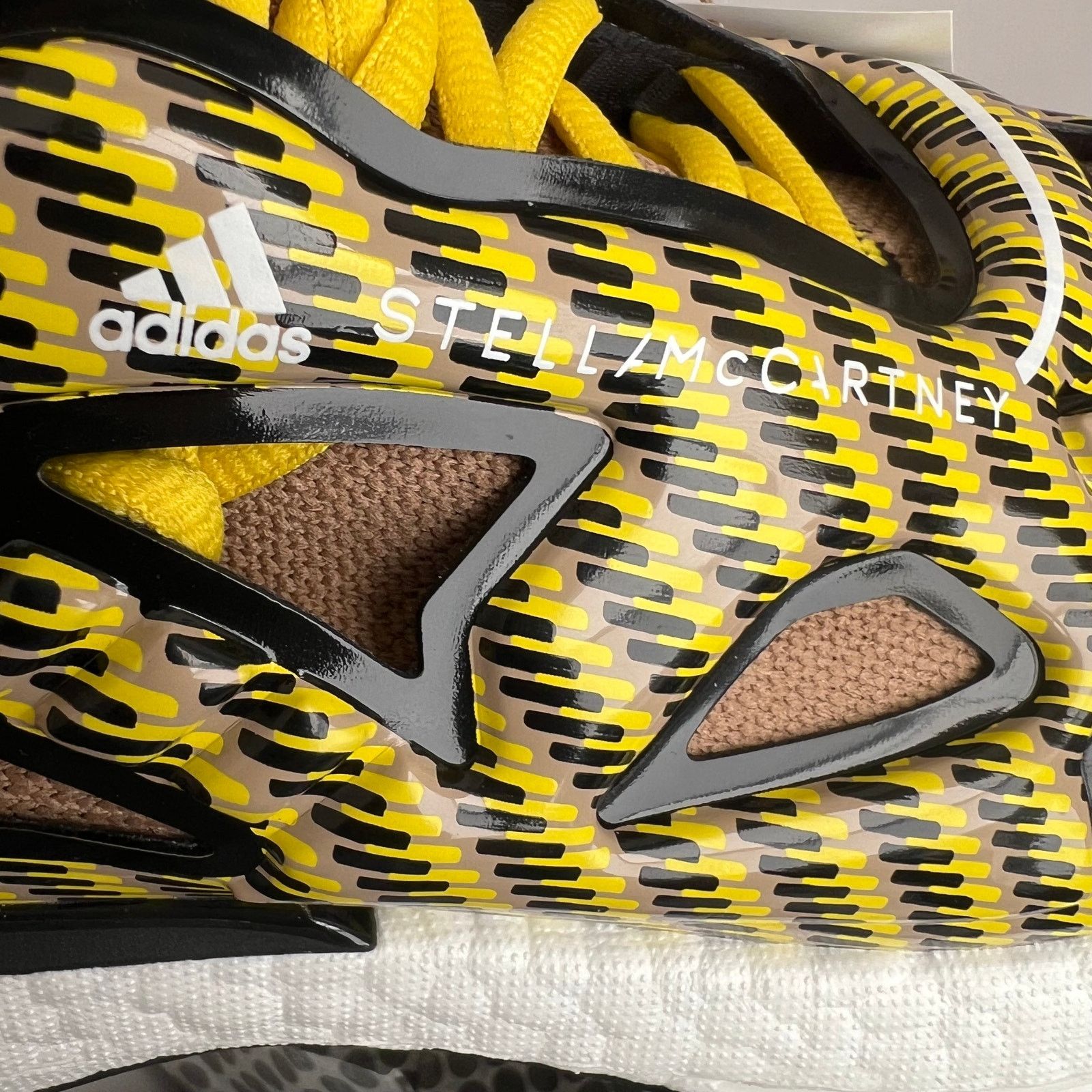 Adidas ADIDAS by Stella McCartney ASMC Ultraboost 22 Sneakers, US7 Size US 7 / IT 37 - 6 Thumbnail