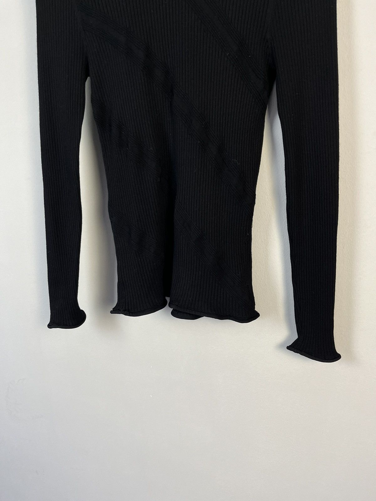 Louis Vuitton Louis Vuitton Uniformes LV Luxury Ribbed Sweater Jumper Size L / US 10 / IT 46 - 4 Thumbnail