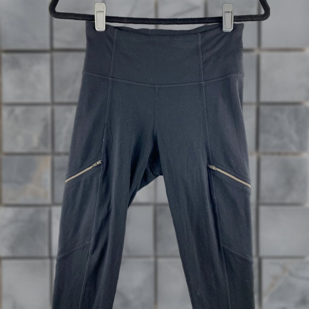 Athleta Athleta Pants Womens XS Black Compression Stretch Tights Zip Pockets Activewear Size 26" / US 2 / IT 38 - 1 Thumbnail
