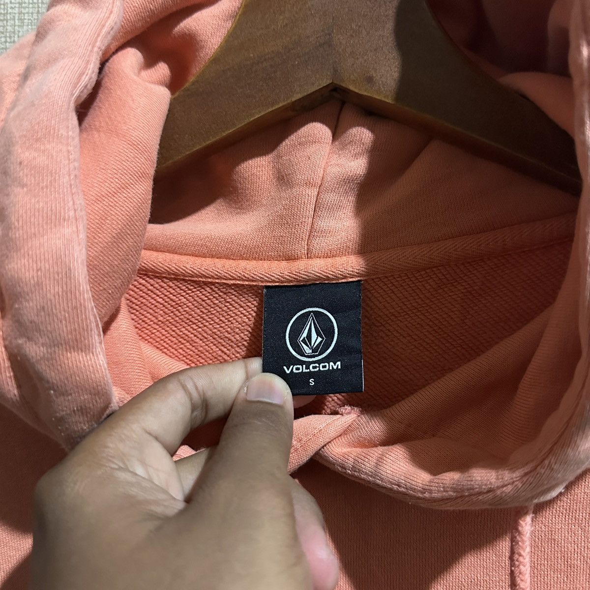 Vintage × Volcom Vintage Volcom Hoodie Size US S / EU 44-46 / 1 - 3 Thumbnail